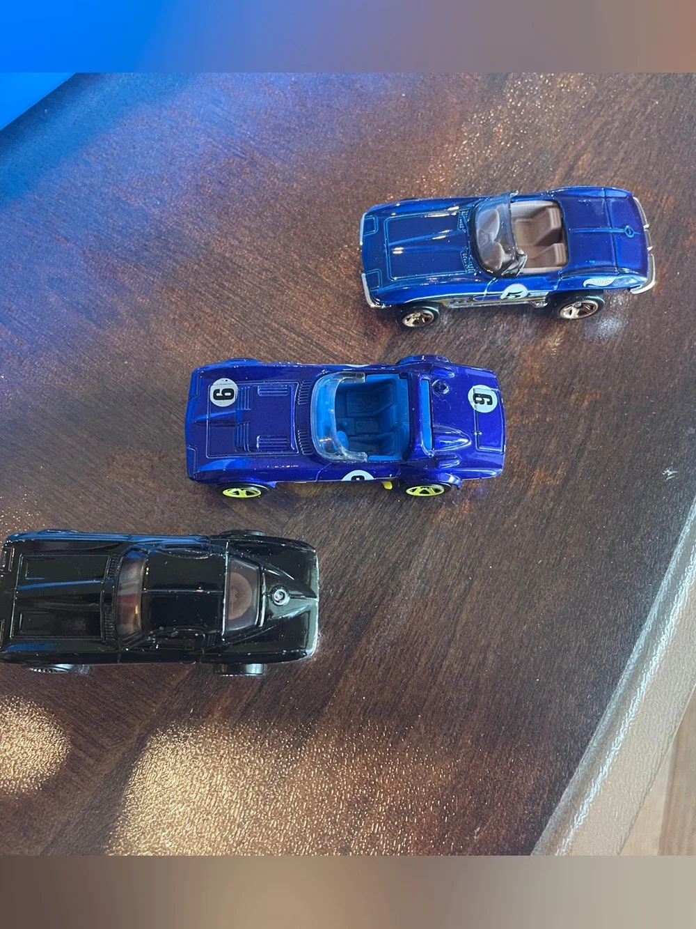 HOT WHEELS VINTAGE CORVETTES 1:64